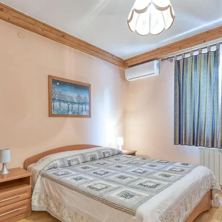 Rinaldis Casa de hóspedes Kaštelir