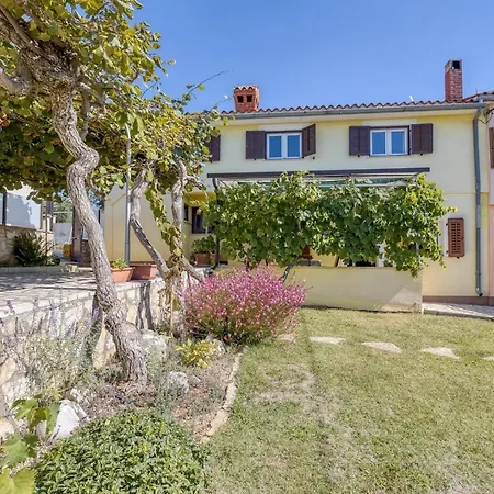 Rinaldis Casa de hóspedes Kaštelir