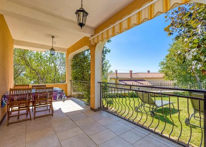 게스트하우스 Rinaldis Kaštelir