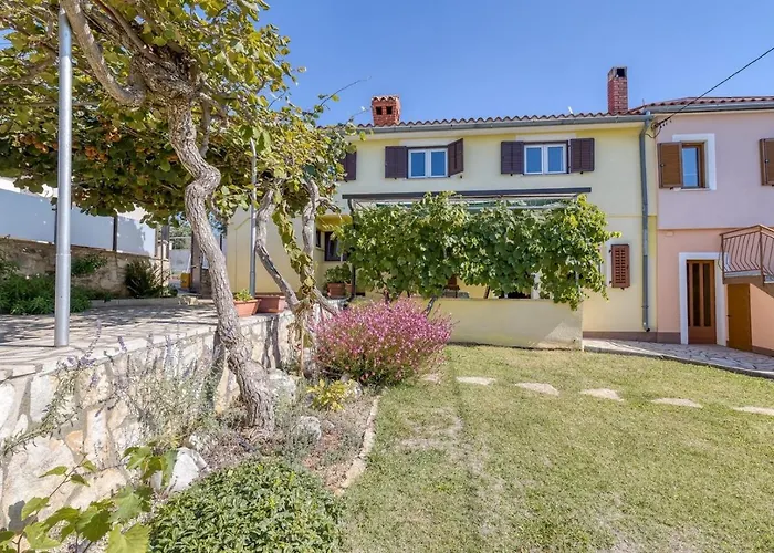 Rinaldis 게스트하우스 Kaštelir