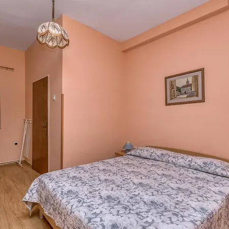 Rinaldis Guest house